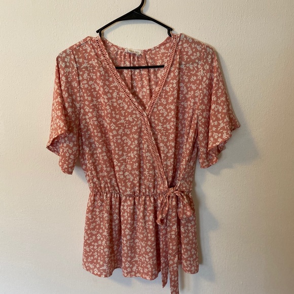 Business casual blouse - Picture 1 of 1